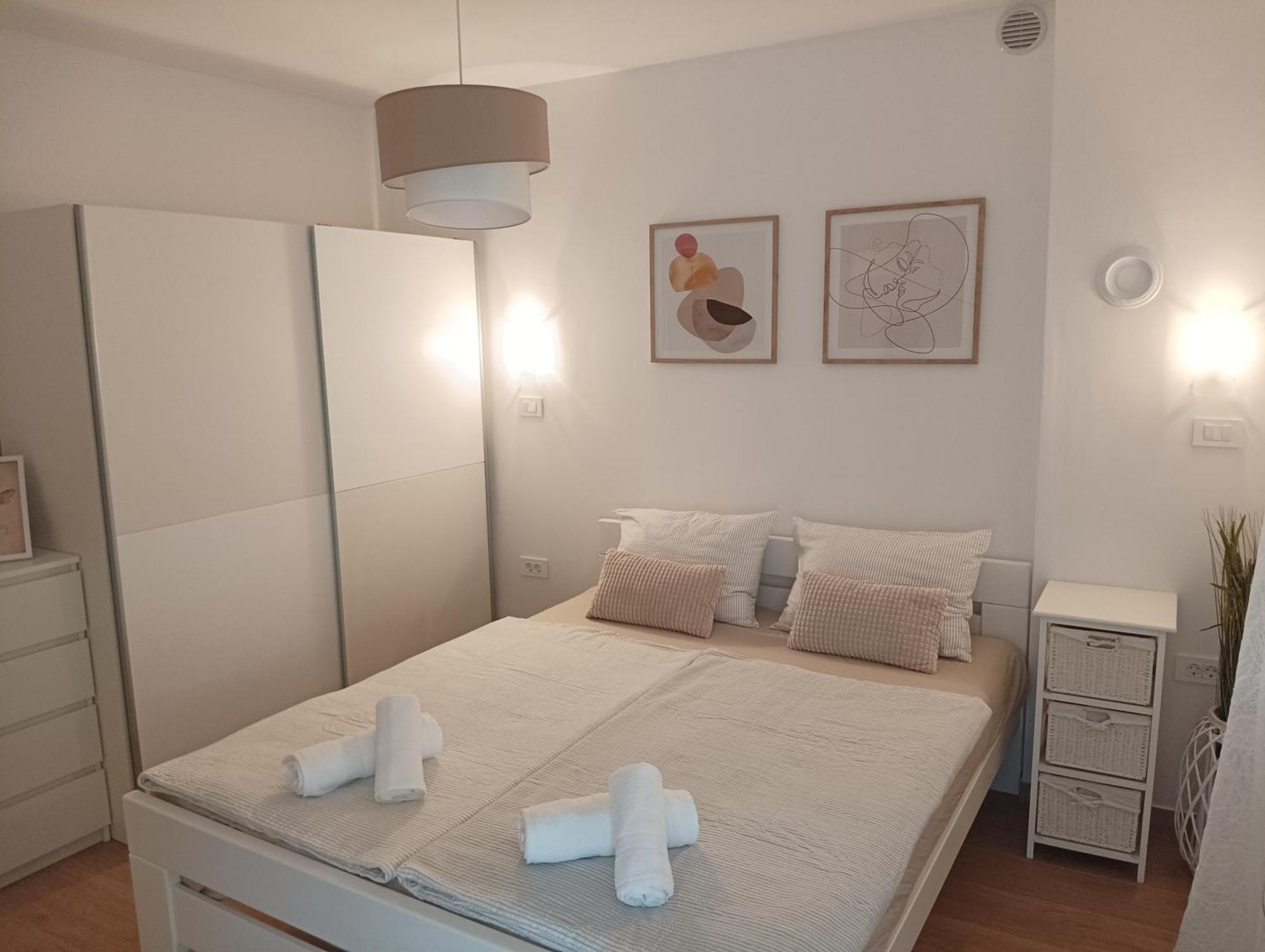 Green Park And Sunny Terrace Apartments Анкаран Екстериор снимка