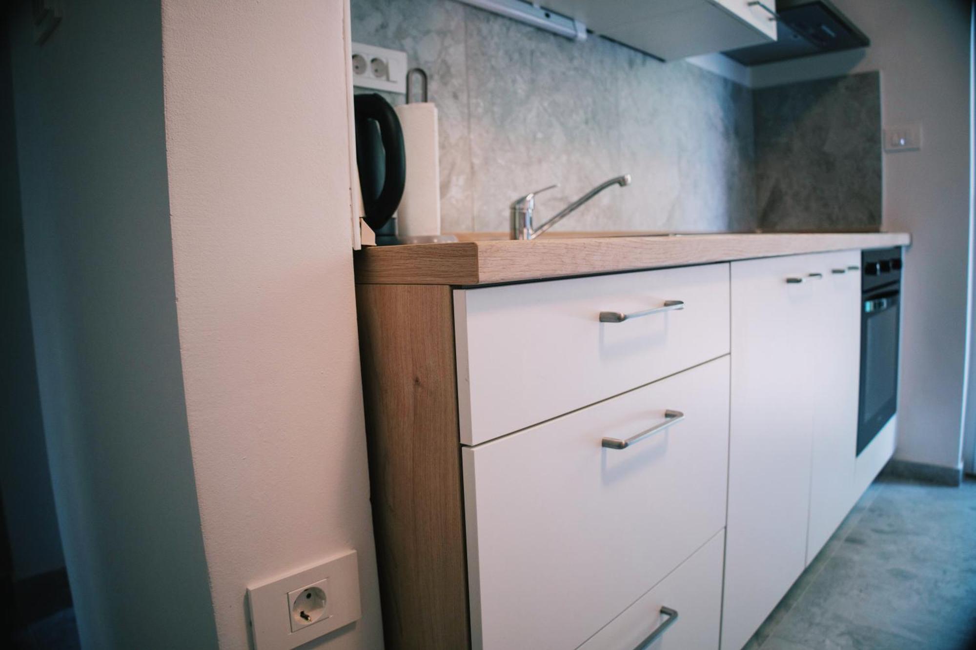Green Park And Sunny Terrace Apartments Анкаран Екстериор снимка