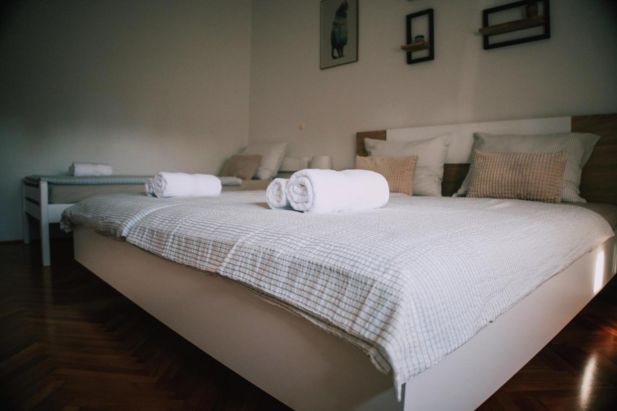 Green Park And Sunny Terrace Apartments Анкаран Екстериор снимка